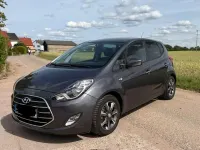 Gebraucht Hyundai ix20 Style 90 PS (66 kW) 2016 Grau Kleinwagen