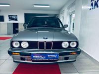 Gebraucht BMW 320 129 PS (94 kW) 1988 Grau Limousine