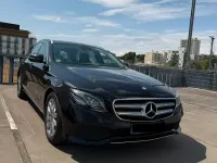 Gebraucht Mercedes E220 Avantgarde 194 PS (142 kW) 2017 Schwarz Kombi