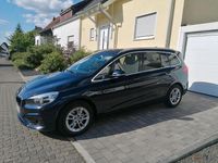 Gebraucht BMW 218 140 PS (102 kW) 2017 Blau Van / Kleinbus