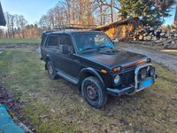 Gebraucht Lada niva 80 PS (58 kW) 2009 Schwarz SUV