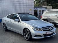 Gebraucht Mercedes C180 156 PS (114 kW) 2011 Silber Coupé