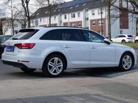 Gebraucht Audi A4 Sport 150 PS (110 kW) 2018 Weiß perleffekt Kombi