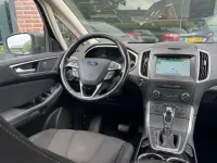 Gebraucht Ford S-MAX Titanium 150 PS (110 kW) 2017 Grau Van / Kleinbus
