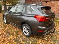 Gebraucht BMW X1 Advantage 190 PS (139 kW) 2016 Grau SUV