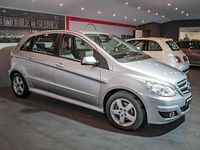 Gebraucht Mercedes B150 95 PS (69 kW) 2008 Silber Van / Kleinbus