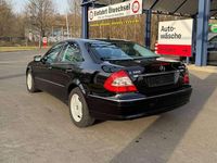 Gebraucht Mercedes E300 Avantgarde 211 PS (155 kW) 2008 Schwarz Limousine