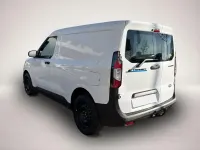 Neu Ford Courier Trend 100 kW (136 PS) 2026 Manufacturer Van / Kleinbus