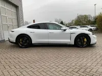 Second-hand Porsche Taycan Turbo S 559 kW (761 CP) 2022 Alb Berlinǎ