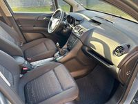 Gebraucht Opel Meriva Edition 140 PS (102 kW) 2012 Van / Kleinbus