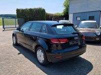 gebraucht Audi A3 Sportback g-tron 2018