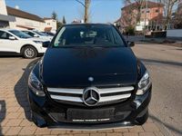 Gebraucht Mercedes B180 109 PS (80 kW) 2016 Schwarz Van / Kleinbus