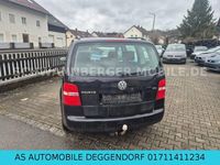 Gebraucht VW Touran Trendline 105 PS (77 kW) 2004 Schwarz Van / Kleinbus