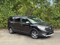 Gebraucht Dacia Lodgy Stepway 95 PS (69 kW) 2021 Schwarz Van / Kleinbus