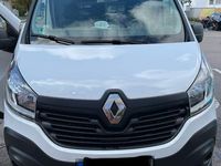 Gebraucht Renault Trafic 121 PS (88 kW) 2017 Weiß Van / Kleinbus