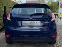 Gebraucht Ford Fiesta SYNC Edition 60 PS (44 kW) 2013 Blau Limousine