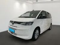 Gebraucht VW Multivan Basis 218 PS (160 kW) 2024 Weiß Van / Kleinbus