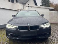 Gebraucht BMW 318 156 PS (114 kW) 2019 Schwarz Kombi
