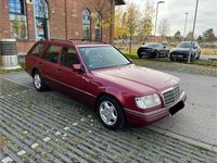 Gebraucht Mercedes E280 1994 Rot Kombi
