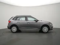 Gebraucht Skoda Kamiq Essence 95 PS (69 kW) 2025 Schwarz / graphite grau (metallic) SUV