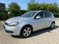 Gebraucht VW Golf VI Comfortline 105 PS (77 kW) 2010 Silber Kleinwagen