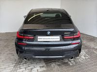 Gebraucht BMW 320 M Sport 184 PS (135 kW) 2022 Saphirschwarz met. Limousine