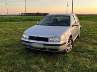 Gebraucht VW Golf IV 101 PS (74 kW) 2002 Silber Kleinwagen