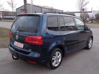 Gebraucht VW Touran Match 105 PS (77 kW) 2012 Blau Van / Kleinbus
