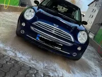 Begagnad Mini Cooper 90 HK (66 kW) 2004 Blå Halvkombi