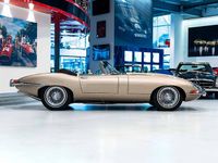 Second-hand Jaguar E-Type 265 CP (194 kW) 1966 Auriu Cabrio