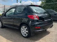 Gebraucht Peugeot 206 60 PS (44 kW) 2010 Kleinwagen