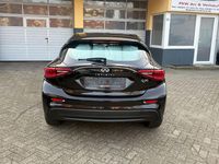 Gebraucht Infiniti Q30 109 PS (80 kW) 2017 Schwarz Limousine