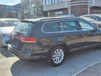 Gebraucht VW Passat Comfortline 150 PS (110 kW) 2018 Schwarz Kombi