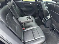 Gebraucht Volvo XC40 R-Design 163 PS (119 kW) 2020 Schwarz SUV