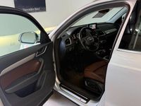 Gebraucht Audi Q3 S-Line 177 PS (130 kW) 2014 Silber SUV