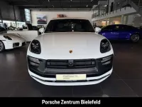 Gebraucht Porsche Macan 441 PS (324 kW) 2023 Carraraweißmetallic SUV