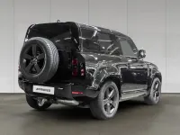 Gebraucht Land Rover Defender SE Dynamic 252 PS (185 kW) 2023 Santorini black SUV