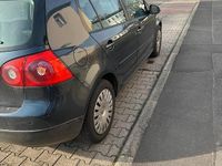 Second-hand VW Golf V 80 CP (58 kW) 2007 Albastru Hatchback