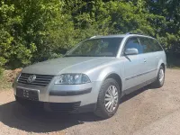 Usata VW Passat 116 CV (85 kW) 2001 Argento Station wagon