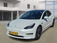Gebraucht Tesla Model 3 Standard Range 225 kW (306 PS) 2021 Weiß Limousine