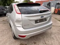 Gebraucht Ford Focus Style 109 PS (80 kW) 2010 Silber Limousine