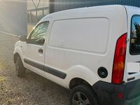 Second-hand Renault Kangoo 84 CP (61 kW) 2005 Alb Monovolum