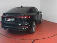Gebraucht Audi e-tron S-Line 300 kW (408 PS) 2022 Mythosschwarz metallic SUV