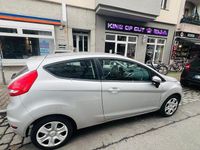 Gebraucht Ford Fiesta Trend 82 PS (60 kW) 2012 Grau Kleinwagen