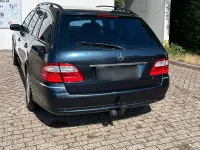 Gebraucht Mercedes E220 Avantgarde 150 PS (110 kW) 2004 Blau Kombi