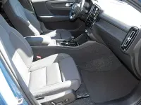 Używany Volvo XC40 Ultimate 169 kW (231 KM) 2024 Niebieski SUV