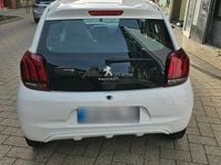 Gebraucht Peugeot 108 72 PS (52 kW) 2019 Weiß Kleinwagen