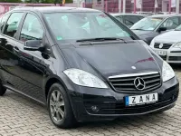 Gebraucht Mercedes A160 95 PS (69 kW) 2010 Kosmosschwarz  metalliclack Kleinwagen