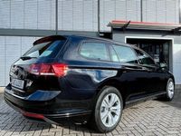 Gebraucht VW Passat Conceptline 150 PS (110 kW) 2022 Schwarz Kombi