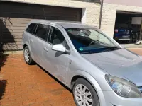 Gebraucht Opel Astra 90 PS (66 kW) 2010 Silber Kombi